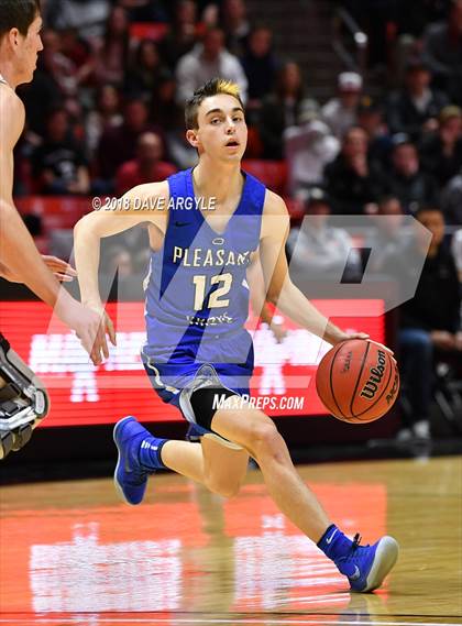 Thumbnail 2 in Pleasant Grove vs. Lone Peak (UHSAA 6A Final) photogallery.