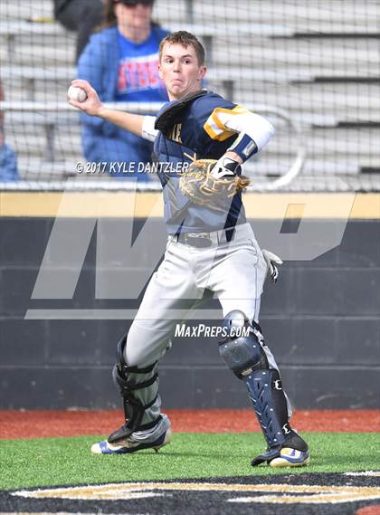 Thumbnail 2 in Graham vs Stephenville (Walker Stallcup Tournament) photogallery.