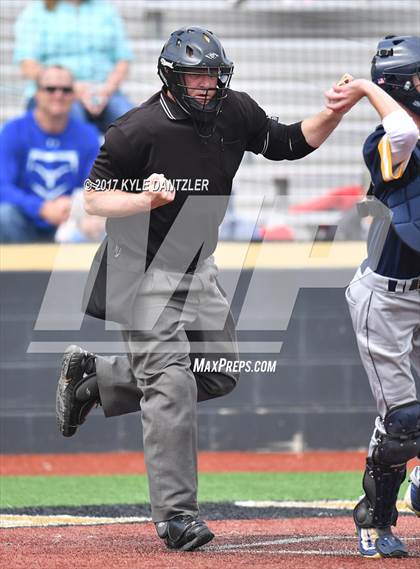 Thumbnail 2 in Graham vs Stephenville (Walker Stallcup Tournament) photogallery.