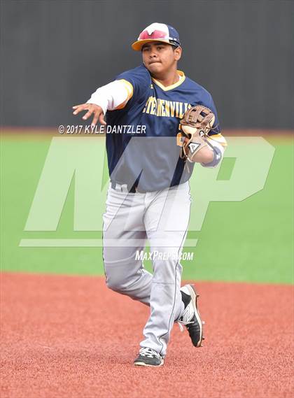 Thumbnail 2 in Graham vs Stephenville (Walker Stallcup Tournament) photogallery.