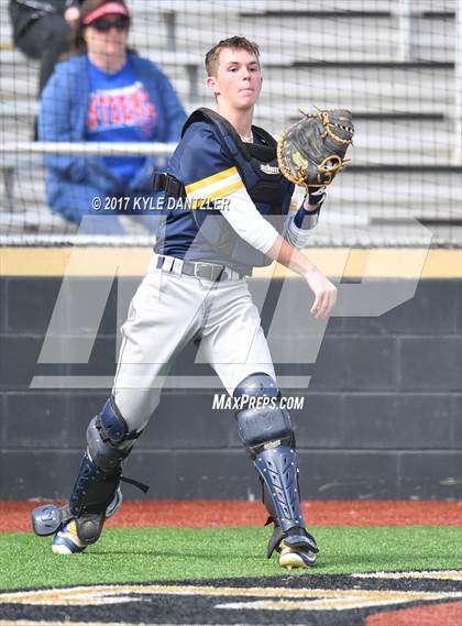 Thumbnail 2 in Graham vs Stephenville (Walker Stallcup Tournament) photogallery.