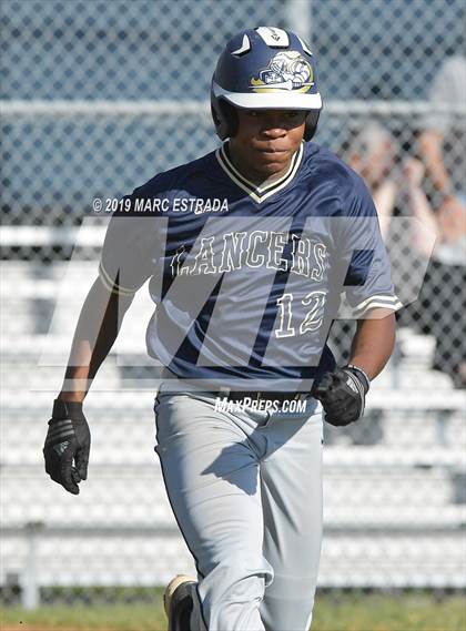 Thumbnail 1 in Largo vs Cambridge Catholic photogallery.