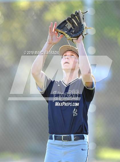 Thumbnail 1 in Largo vs Cambridge Catholic photogallery.