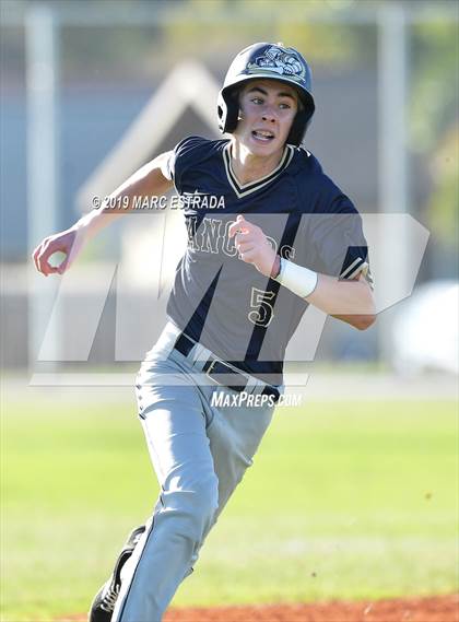 Thumbnail 1 in Largo vs Cambridge Catholic photogallery.