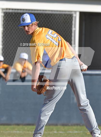 Thumbnail 3 in Largo vs Cambridge Catholic photogallery.