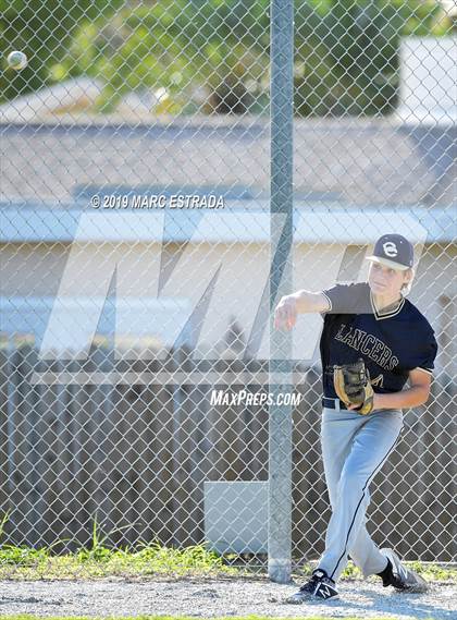 Thumbnail 3 in Largo vs Cambridge Catholic photogallery.