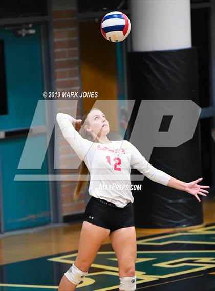 Thumbnail 2 in Greenway vs. Estrella Foothills (AIA 4A Final) photogallery.
