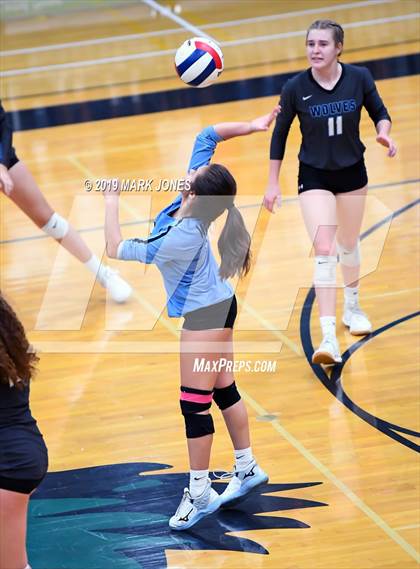 Thumbnail 2 in Greenway vs. Estrella Foothills (AIA 4A Final) photogallery.