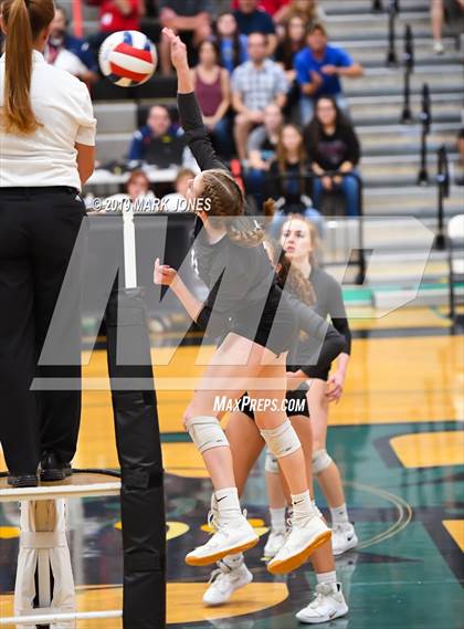 Thumbnail 2 in Greenway vs. Estrella Foothills (AIA 4A Final) photogallery.