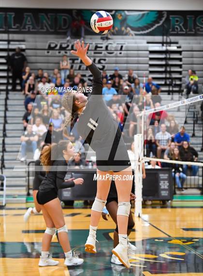 Thumbnail 1 in Greenway vs. Estrella Foothills (AIA 4A Final) photogallery.