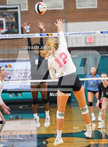 Thumbnail 2 in Greenway vs. Estrella Foothills (AIA 4A Final) photogallery.