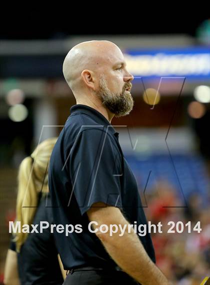 Thumbnail 2 in Monte Vista vs Centennial (CIF State D1 Final) photogallery.