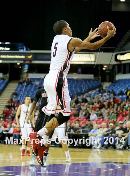 Thumbnail 3 in Monte Vista vs Centennial (CIF State D1 Final) photogallery.