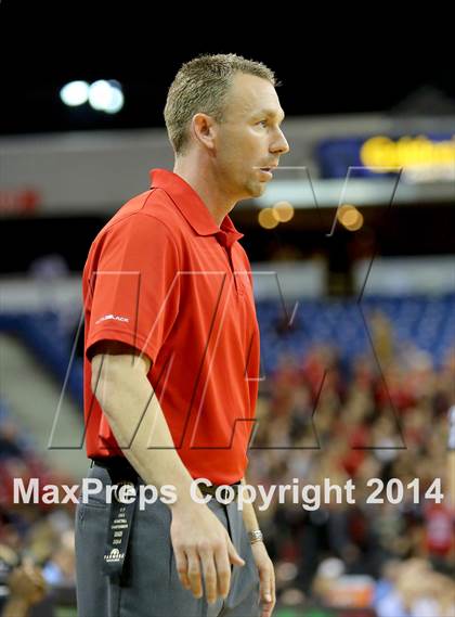 Thumbnail 2 in Monte Vista vs Centennial (CIF State D1 Final) photogallery.