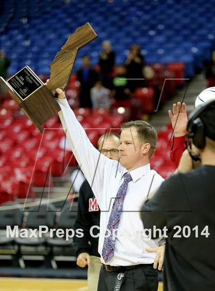 Thumbnail 1 in Monte Vista vs Centennial (CIF State D1 Final) photogallery.