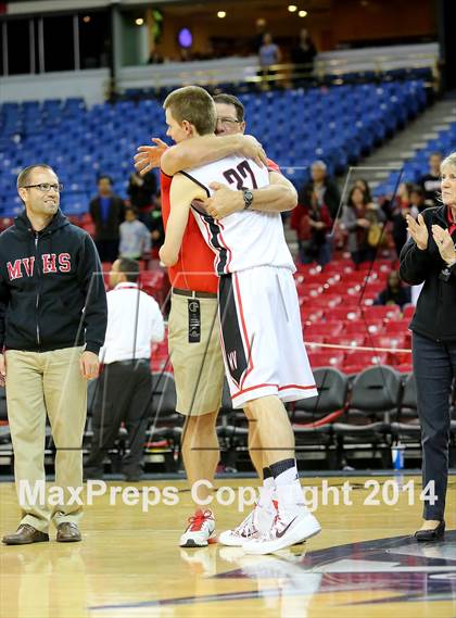 Thumbnail 3 in Monte Vista vs Centennial (CIF State D1 Final) photogallery.