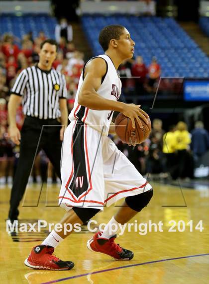 Thumbnail 2 in Monte Vista vs Centennial (CIF State D1 Final) photogallery.