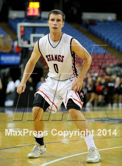Thumbnail 3 in Monte Vista vs Centennial (CIF State D1 Final) photogallery.