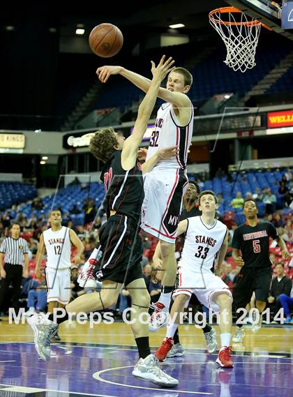 Thumbnail 2 in Monte Vista vs Centennial (CIF State D1 Final) photogallery.
