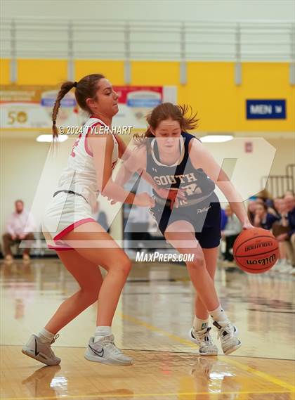 Thumbnail 1 in Bloomington South vs. Center Grove (HSAA 4A Sectional 13 First Round) photogallery.