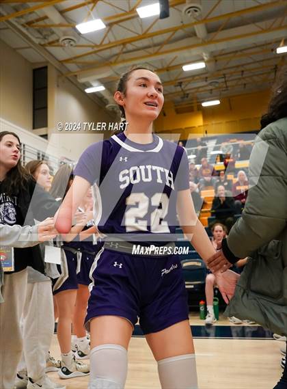 Thumbnail 3 in Bloomington South vs. Center Grove (HSAA 4A Sectional 13 First Round) photogallery.