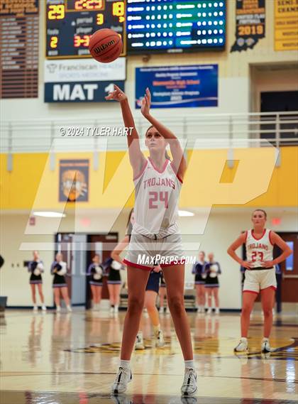 Thumbnail 3 in Bloomington South vs. Center Grove (HSAA 4A Sectional 13 First Round) photogallery.
