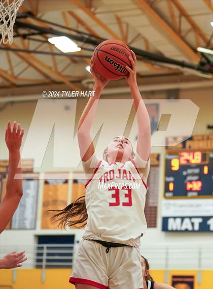 Thumbnail 1 in Bloomington South vs. Center Grove (HSAA 4A Sectional 13 First Round) photogallery.
