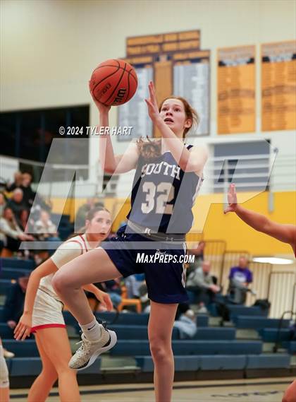 Thumbnail 1 in Bloomington South vs. Center Grove (HSAA 4A Sectional 13 First Round) photogallery.