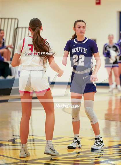 Thumbnail 1 in Bloomington South vs. Center Grove (HSAA 4A Sectional 13 First Round) photogallery.