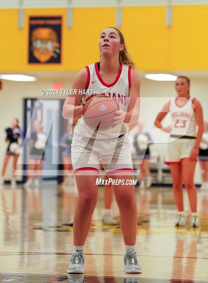 Thumbnail 2 in Bloomington South vs. Center Grove (HSAA 4A Sectional 13 First Round) photogallery.