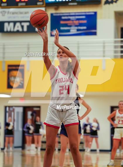 Thumbnail 1 in Bloomington South vs. Center Grove (HSAA 4A Sectional 13 First Round) photogallery.