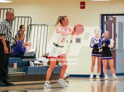Thumbnail 1 in Bloomington South vs. Center Grove (HSAA 4A Sectional 13 First Round) photogallery.