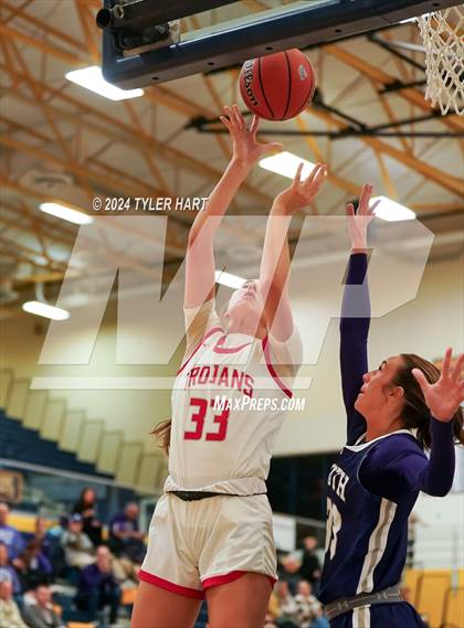 Thumbnail 1 in Bloomington South vs. Center Grove (HSAA 4A Sectional 13 First Round) photogallery.