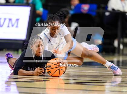 Thumbnail 3 in Wakefield vs Hoggard (NCHSAA 4A Regional Final) photogallery.