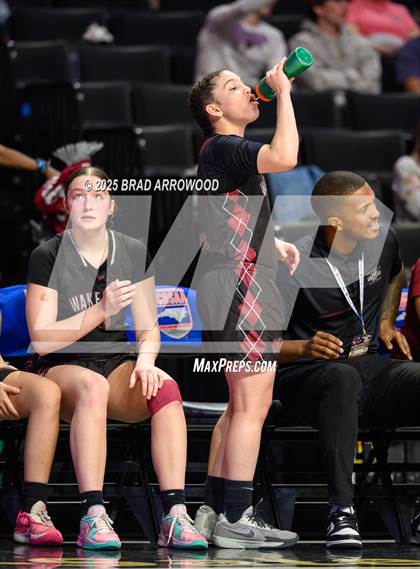 Thumbnail 2 in Wakefield vs Hoggard (NCHSAA 4A Regional Final) photogallery.