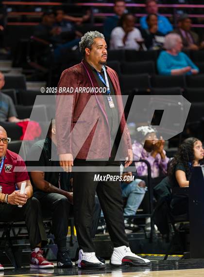 Thumbnail 3 in Wakefield vs Hoggard (NCHSAA 4A Regional Final) photogallery.