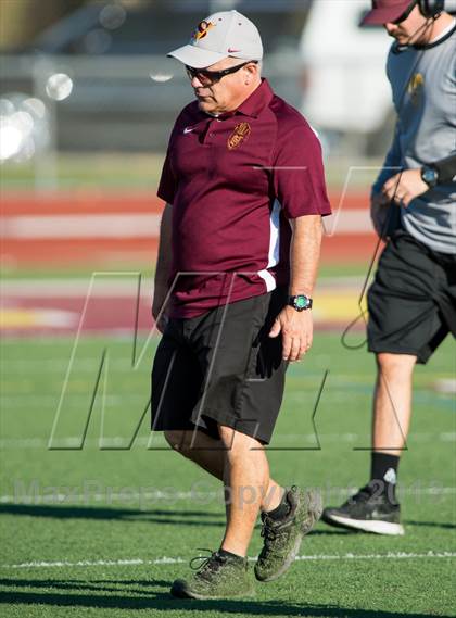 Thumbnail 1 in FR: Royal @ Simi Valley photogallery.