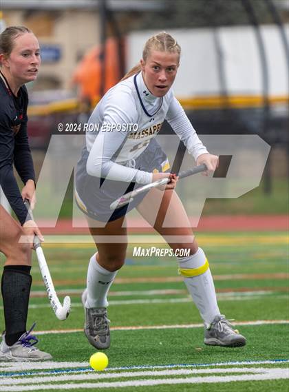 Thumbnail 2 in Sachem East vs Massapequa (NYSPHSAA Class A Regional) photogallery.