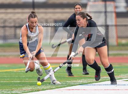 Thumbnail 2 in Sachem East vs Massapequa (NYSPHSAA Class A Regional) photogallery.