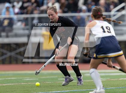 Thumbnail 3 in Sachem East vs Massapequa (NYSPHSAA Class A Regional) photogallery.