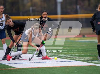 Thumbnail 2 in Sachem East vs Massapequa (NYSPHSAA Class A Regional) photogallery.