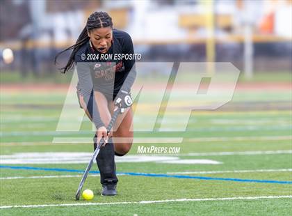 Thumbnail 3 in Sachem East vs Massapequa (NYSPHSAA Class A Regional) photogallery.
