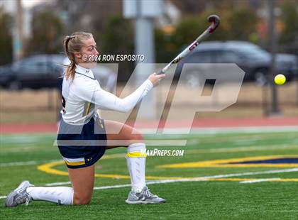 Thumbnail 2 in Sachem East vs Massapequa (NYSPHSAA Class A Regional) photogallery.