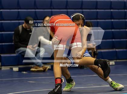 Thumbnail 2 in Redwood Shootout Girls Wrestling photogallery.