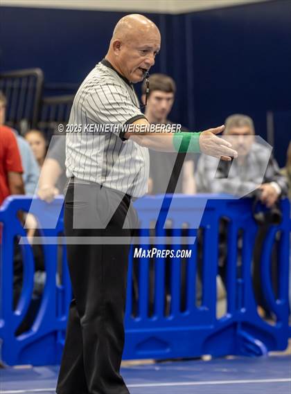 Thumbnail 3 in Redwood Shootout Girls Wrestling photogallery.