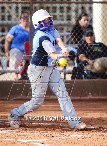 Thumbnail 1 in Pueblo vs. Yuma Catholic photogallery.