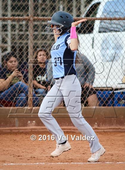 Thumbnail 2 in Pueblo vs. Yuma Catholic photogallery.