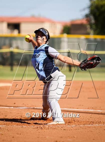 Thumbnail 2 in Pueblo vs. Yuma Catholic photogallery.