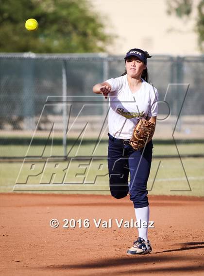 Thumbnail 2 in Pueblo vs. Yuma Catholic photogallery.