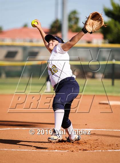 Thumbnail 3 in Pueblo vs. Yuma Catholic photogallery.
